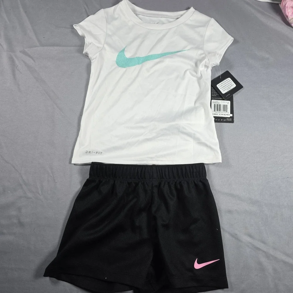 Nike Dri-Fit Little Girl's  2-Piece Graphic Tee & Short Set White Black 4T